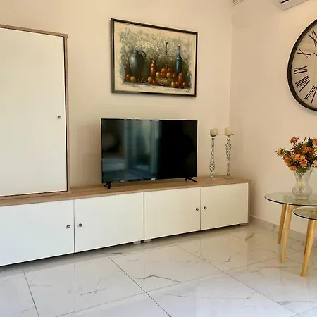 Διαμέρισμα 2br Comfort Bugibba By Holi